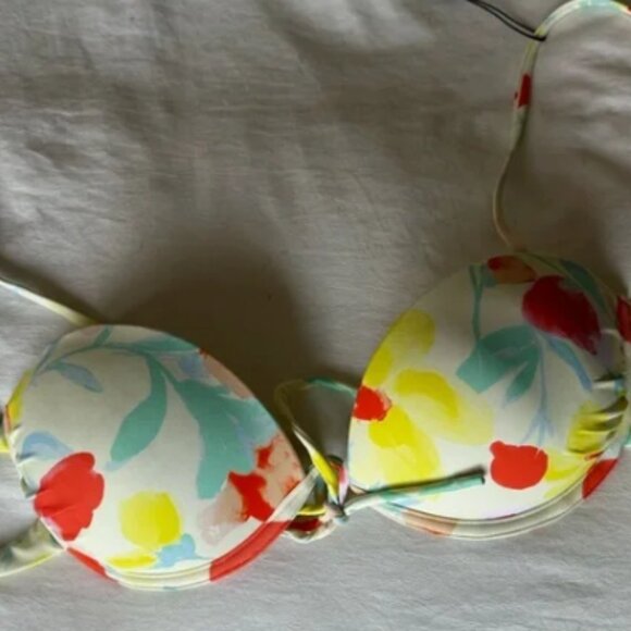 Montce Helena Floral Elany Bikini Top and High Rise Bottom Set - Picture 4 of 8